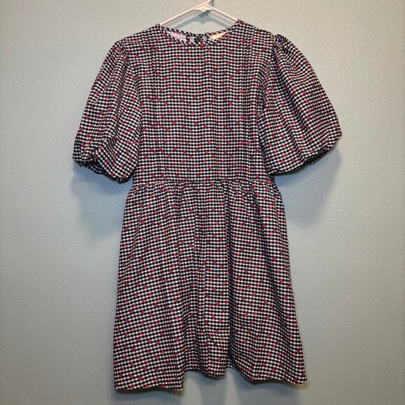 Daisy Street Dresses & Skirts - Daisy Street Strawberry Gingham Puff Sleeve Mini Dress NWT Size 6 Cottagecore
